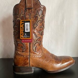 ARIAT COWBOY BOOTS BNWT
